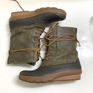 Women’s Sperry Saltwater Duck Boot in Olive